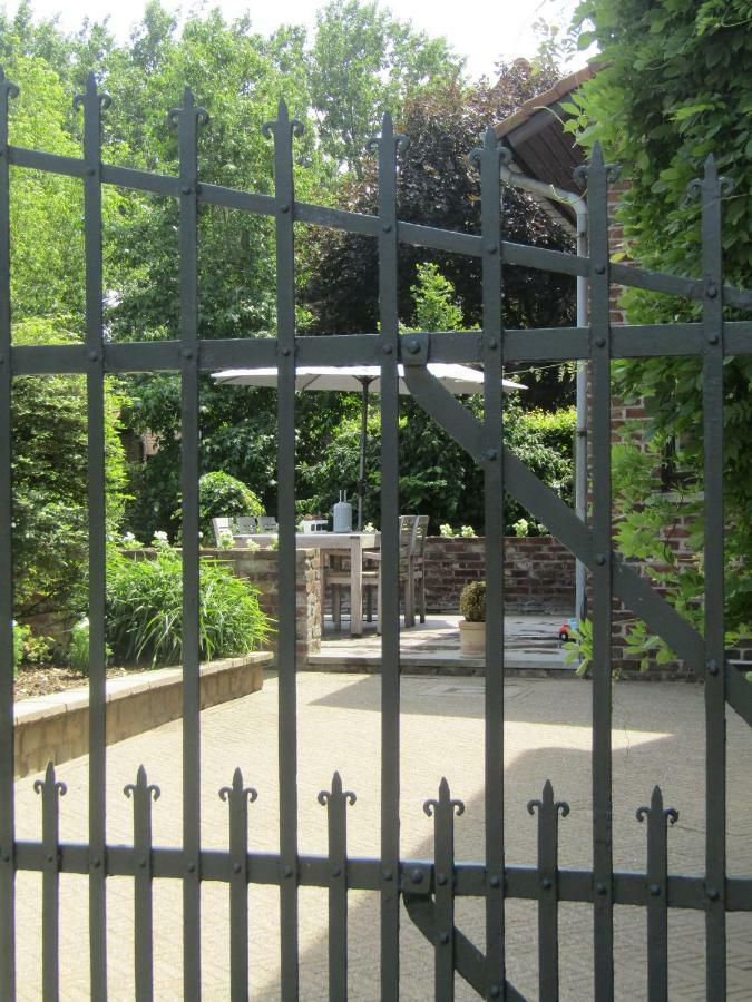 De Staberg Villa Bilzen Buitenkant foto